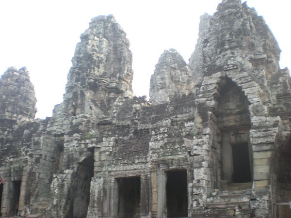 more temples  /  mas templos