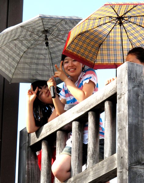 umbrella girls / chicas con paraguas