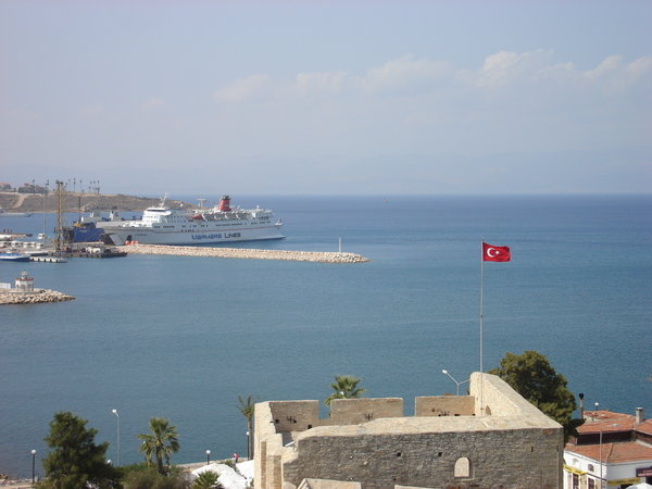 Cesme castle and view