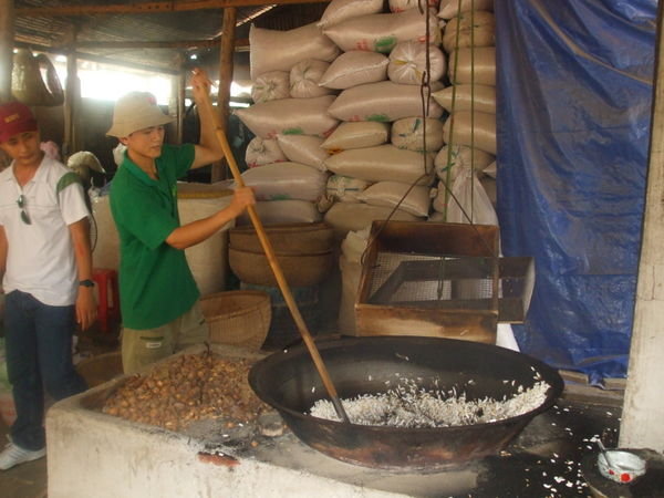 Making rice corn in the Mekong Delta