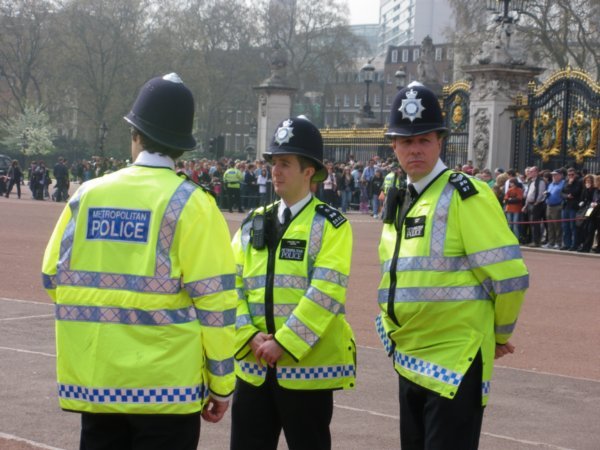 Police at Buckingham Palace