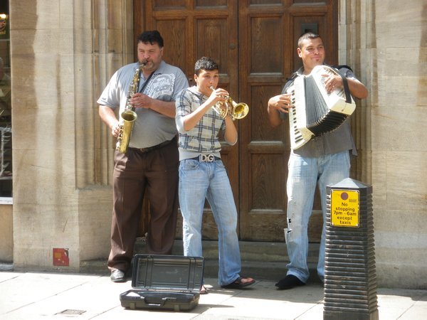 street musicians