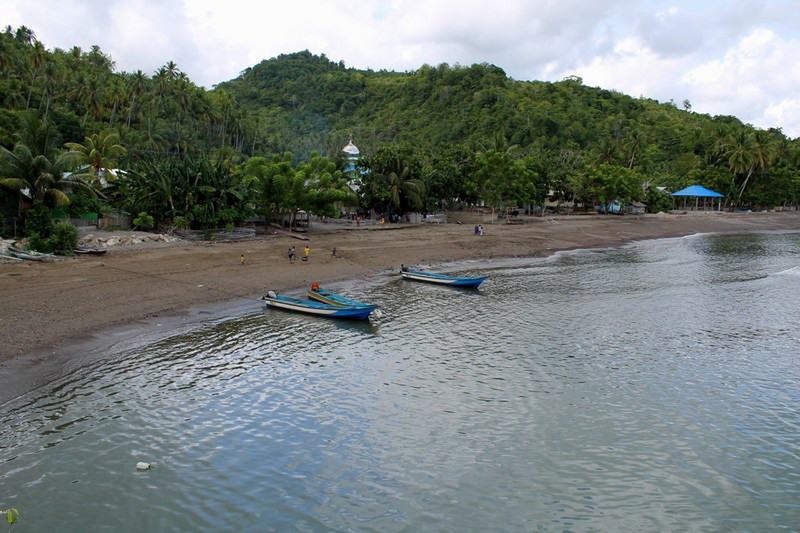 Sanana to Tanjung Waka