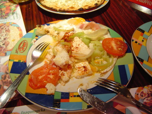 Egg, Ham, Cheese, Veggie Medley Dish