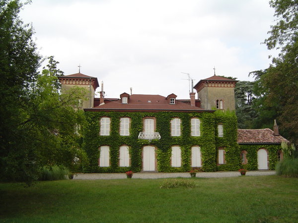 New Chateau de Tarabel
