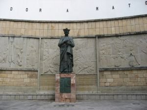 A Statue at Cuenca
