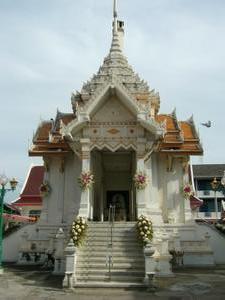 At the fabulous Wat Arun
