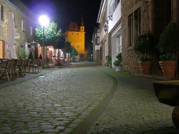 Street in Niedeggen at night