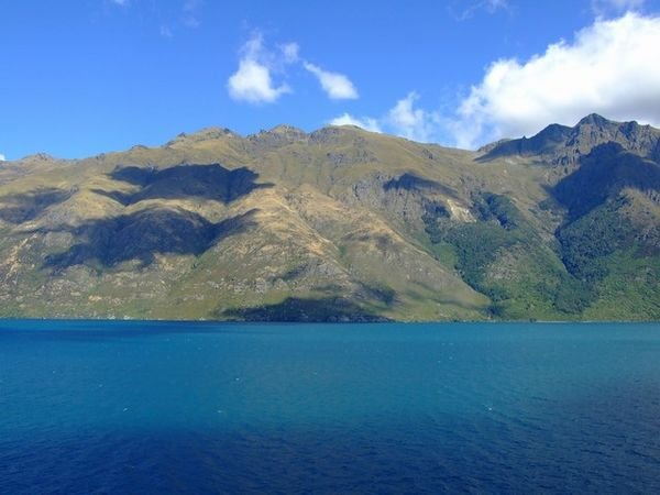 View across Lake Wakatipu