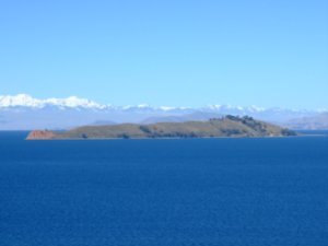 The view of Isla del Luna from Isla del Sol