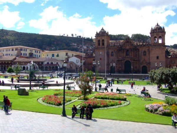 The cathedral in Plaza de Armas