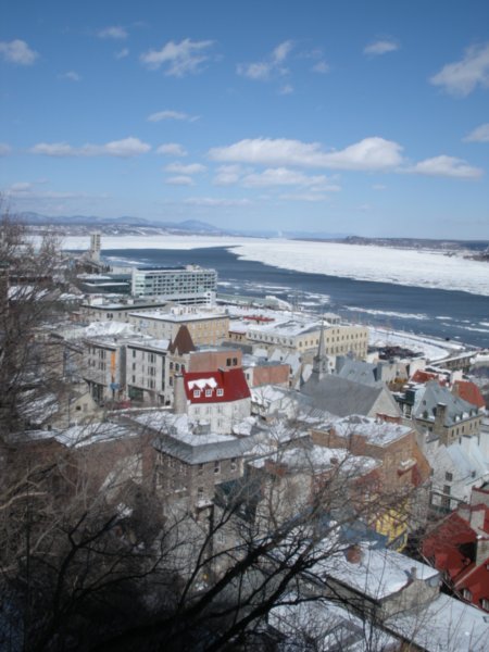 Basse-Ville and the frozen St. Lawrence 