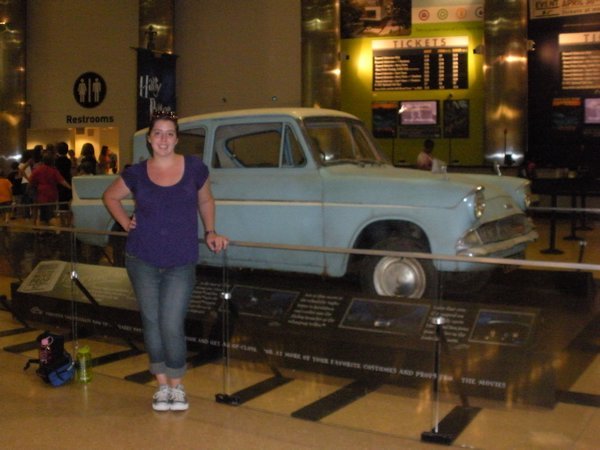 yes, that is the Ford Anglia that Harry Potter and Ron Weasley flew into the Whomping Willow