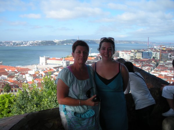 Mom and me at Castelo do Sao Jorge