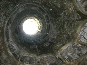 the underground well at Quinta da Regaleira