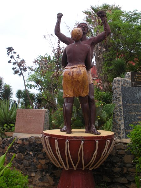statue to liberty, Gorée