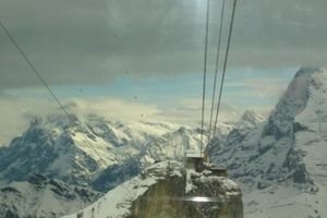 Cable car ride up the Schilthorn