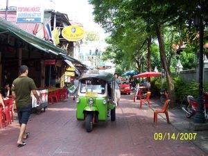Banglamphu street scene