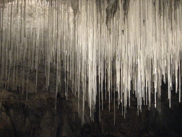 Lisää stalaktiittiä