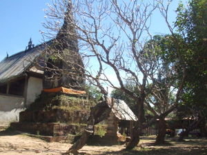 Temple in Don Det