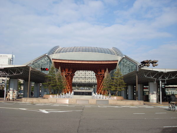 trainstation kanazawa