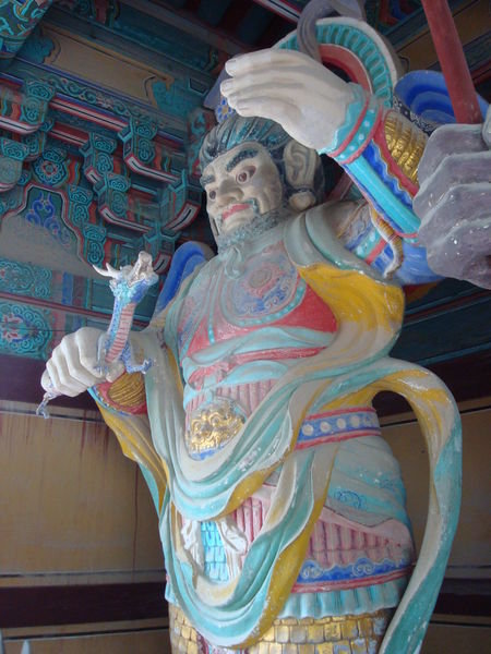 statue at the bulguk dong temple
