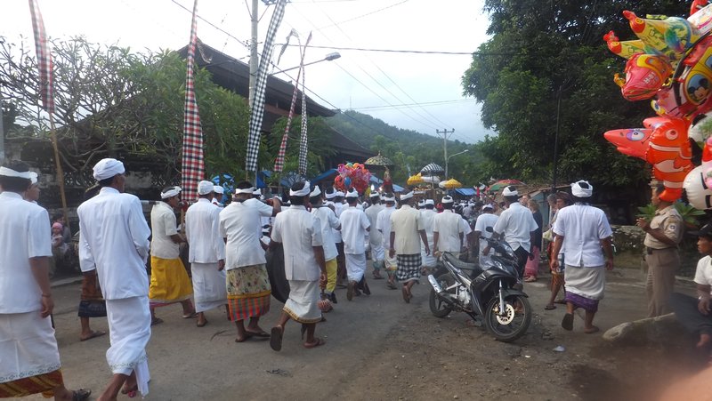 Padang Bai Ceremony Walk