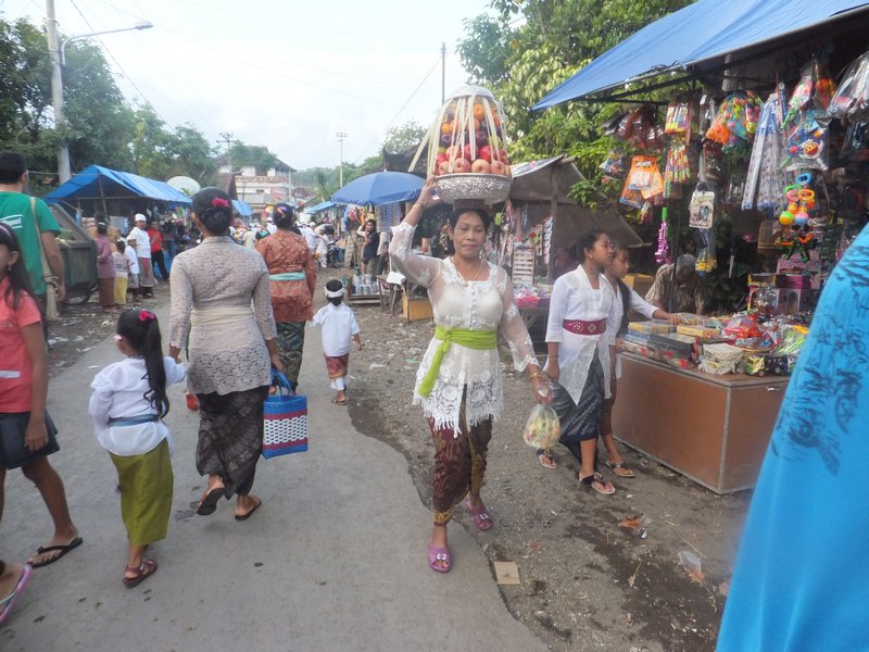 Padang Bai Market Street
