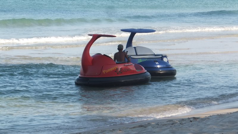 KS - Fun rides on beach