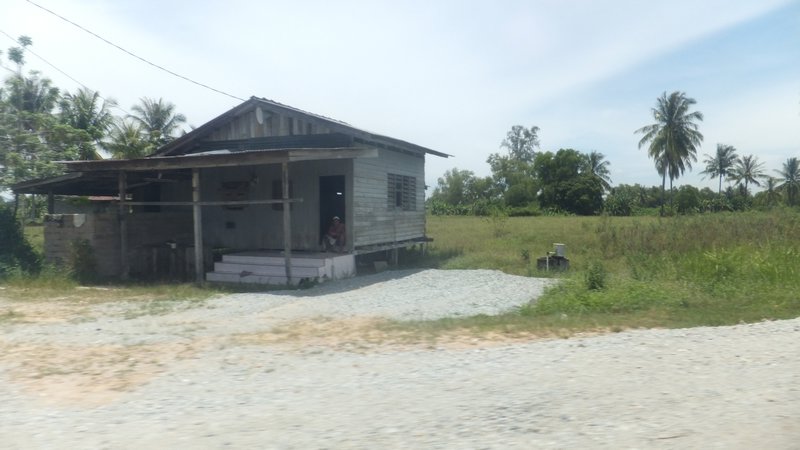 Typical House drive from Kota Bharu to Pier