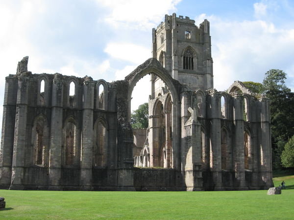 Fountaines Abbey