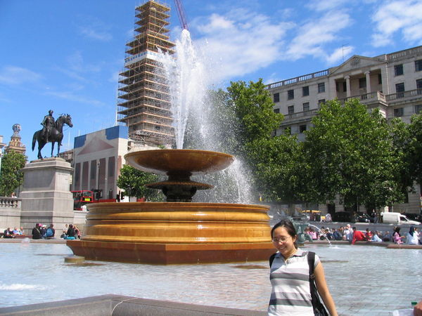 Fountain in front of NPG