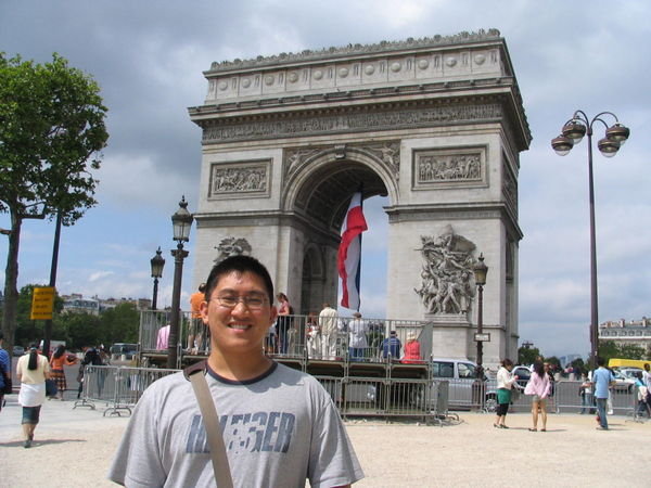 Arc de Triomphe, whoa!