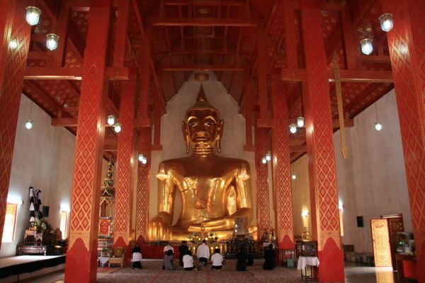 biggest sitting buddha in Lanna kingdom