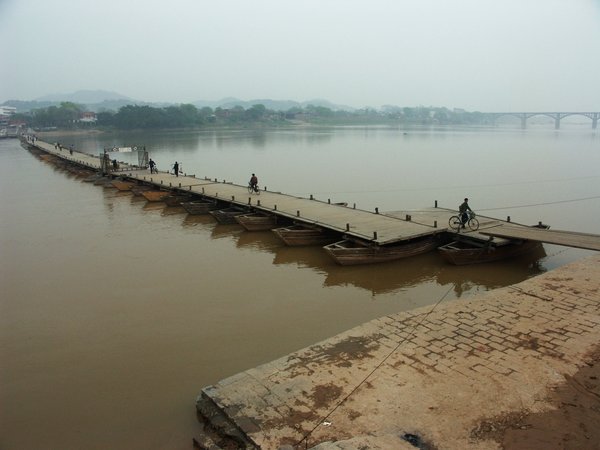 floating bridge in Ganzhou