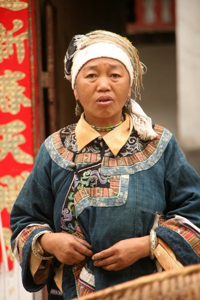 Hualuo woman
