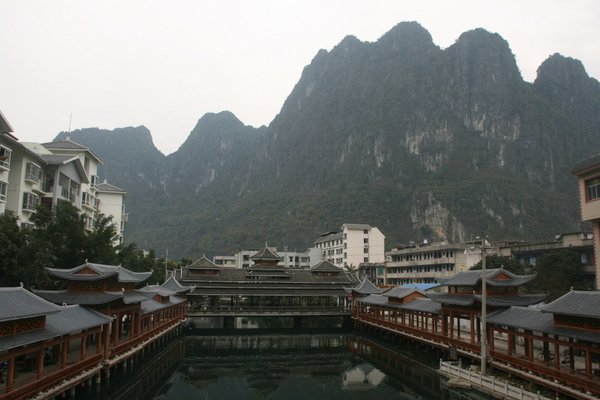 Lingyun town