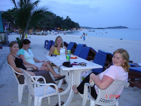 Pre-dinner drinks on the beach