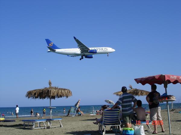 Plane spotting from the beach