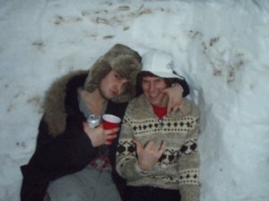 Snowcavemen