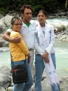 Angie, Insha & Mushtaq Pahalgam