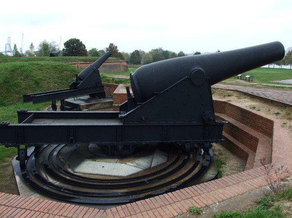 15 Inch Gun, from later in the Fort's history