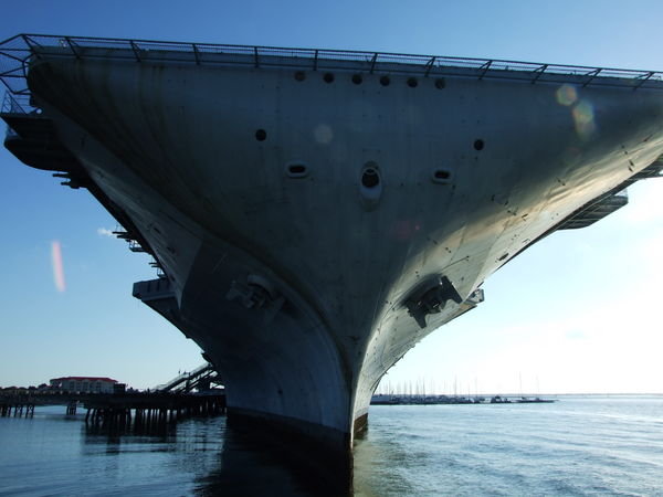 Ussually, this would be a very BAD angle to see a carrier at.