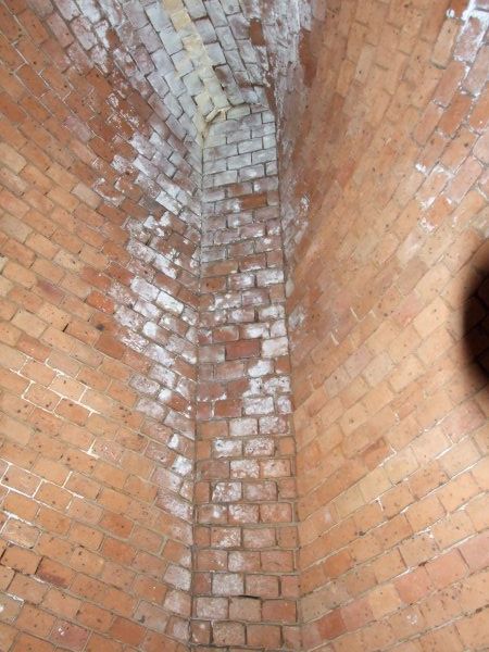 Onaxthiel thinks this is one of the cisterns, but the interesting thing is the brickwork.