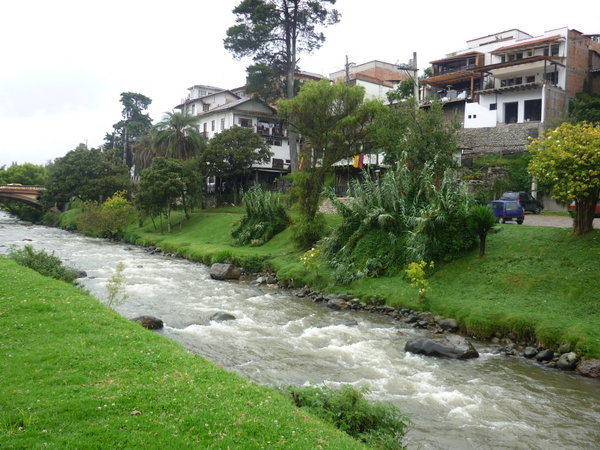 Embankment of Rio Tomebamba 
