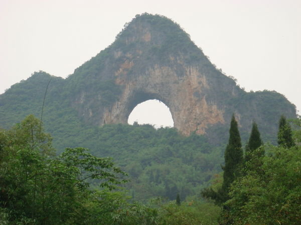 Yangshuo, Moon Rock