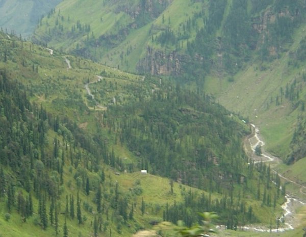 The route to Manali