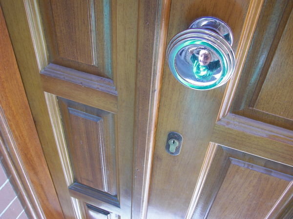 i thought this doorknob was so fun!  That's ME!