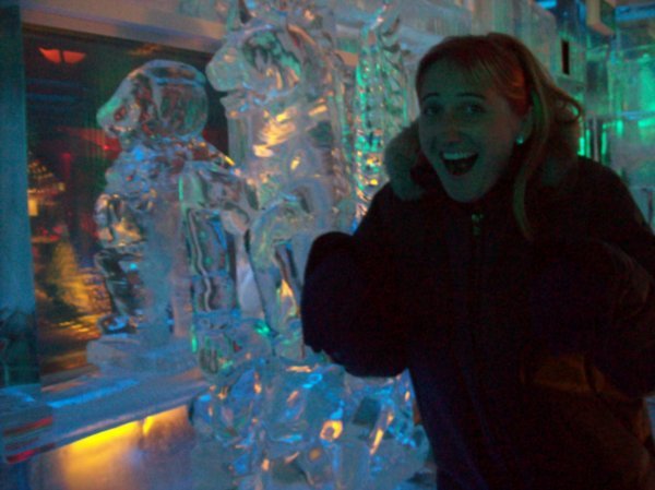 Look, I'm a prancing ice sculpture!