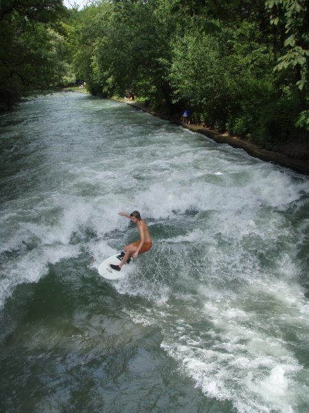 River Surfing, Munich